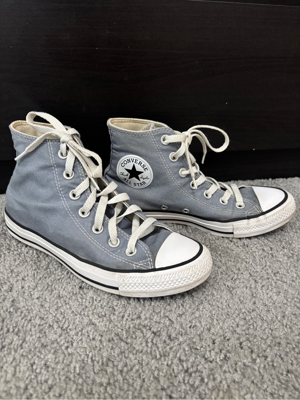 Converse High Top Sneakers in Light Gray and White size 7